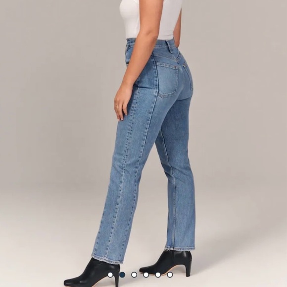 NWT Abercrombie Curve Love 90s High Rise Jeans - Picture 6 of 9